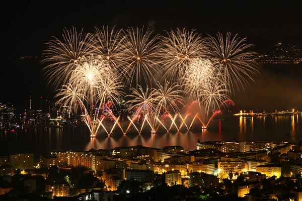 Fireworks Festival 2017 Cannes, Monaco, Antibes Juan les Pins