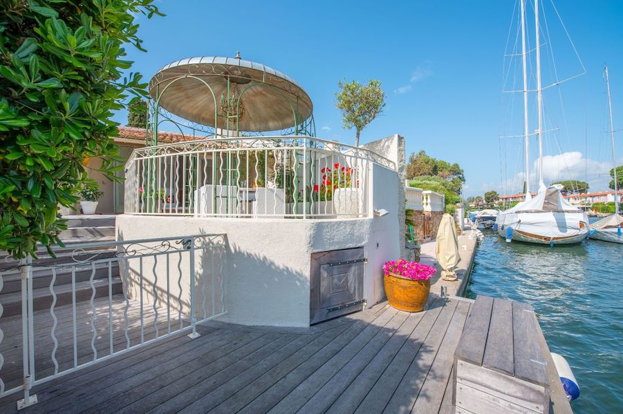 French Riviera waterfront properties on the Côte d’Azur