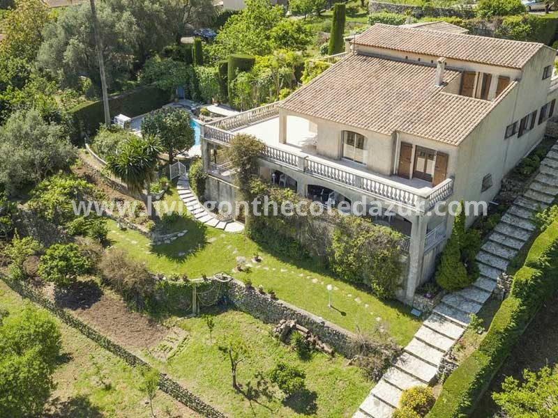 Kaufen Sie ein Bed & Breakfast in Antibes, Südfrankreich