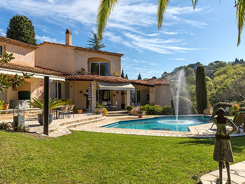 Perfect Provencal villa with pool, at 15 minutes from Cannes Croisette