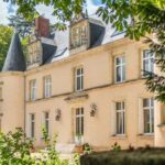 Château with 10 ha land near Tours in the Loire Valley