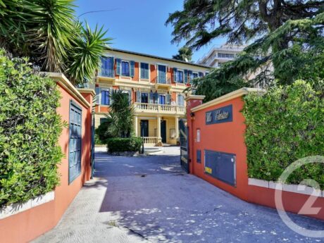 Nice Mont Boron-sale-3 bedroom-seaview-apartment