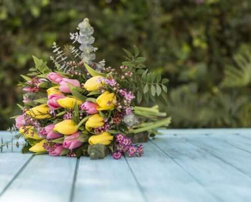 send flowers to canada