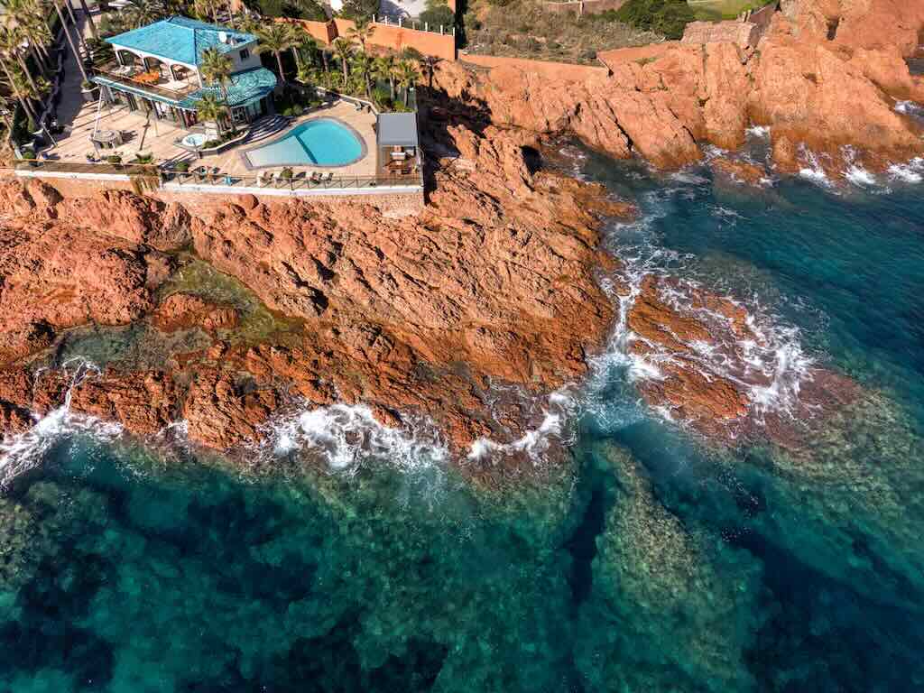Vente aux enchères Propriété au bord de l'eau Saint Raphael